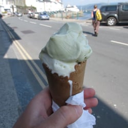 Sweet Shop - I want to say this was green tea and ginger mixed together, but i don't remember for sure