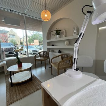 Fancée Nails Spa - Inside - Nail Technicians Near Me - Houston, Texas