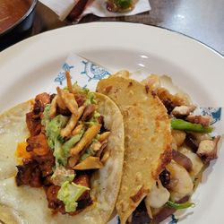 Mariscos El Navegante - Best tacos in town! Taco names  "Taco Beto"  & "Taco Malicha" Delisious