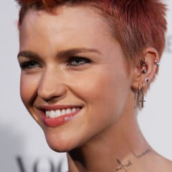 Salon Khroma - This is what I wanted but was BALDED WITH A HORRIFIC BOWL CUT AND WILL BE IN A WIG  FOR MONTHS.