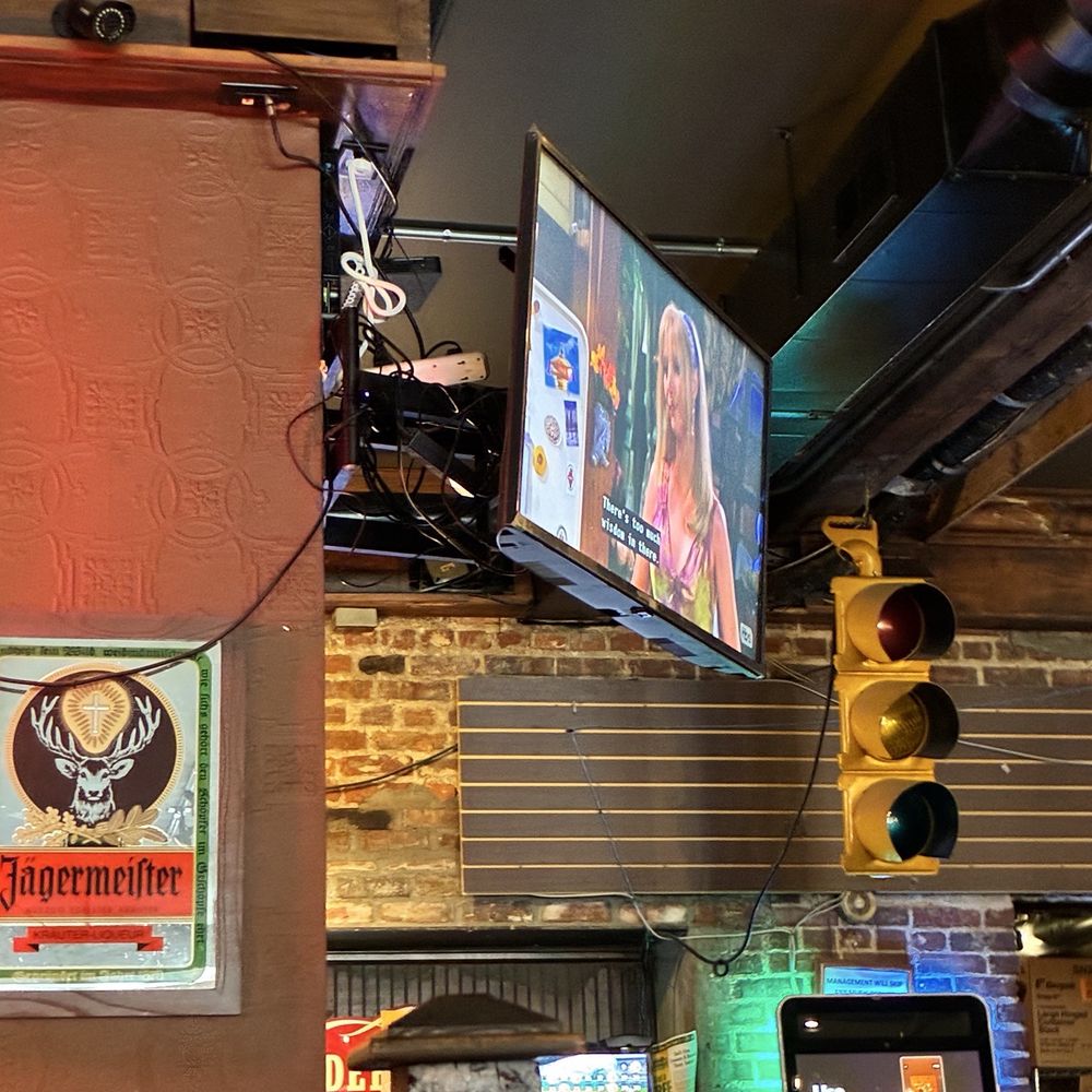 Hell's Kitchen - interior - American Near Me - Wilmington, North Carolina