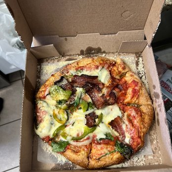 Mellow Mushroom Brier Creek - BYO Pie - Pizza Near Me - Raleigh, North Carolina Mellow Mushroom Brier Creek - BYO Pie - Pizza Near Me - Raleigh, North Carolina