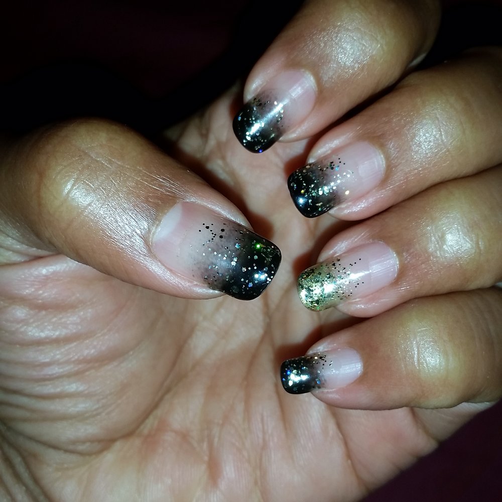 Manoa Nails - Gelish manicure 4 1/2 weeks later...in perfect condition! - Nail Salons Near Me - Honolulu, Hawaii Manoa Nails - Gelish manicure 4 1/2 weeks later...in perfect condition! - Nail Salons Near Me - Honolulu, Hawaii