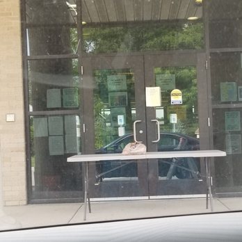 Blair Memorial Library - curbside pick up. I guess you have to check out the books ahead of time but I didn't do that because I didn't know about it. - Libraries Near Me - Clawson, Michigan