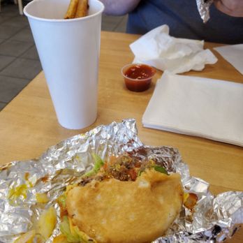 Five Guys - Yummeh - Burgers Near Me - Amherst, New York