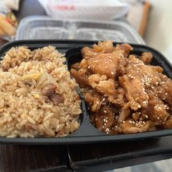 Ming Garden Restaurant - Sesame chicken with pork fried rice