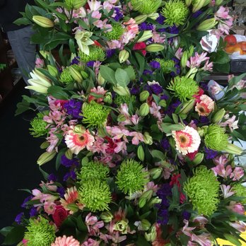 Mulberry's Market - Beautiful flowers -- $20 for a bunch - Specialty Food Near Me - Piedmont, California