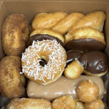 Fresh Donuts - Dozen assorted IG: @ammysalamii - Donuts Near Me - Granada Hills, California Fresh Donuts - Dozen assorted IG: @ammysalamii - Donuts Near Me - Granada Hills, California