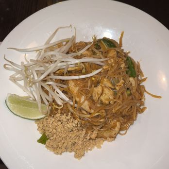Lan Larb Chiang Mai - Pad Thai - Thai Near Me - New York, New York