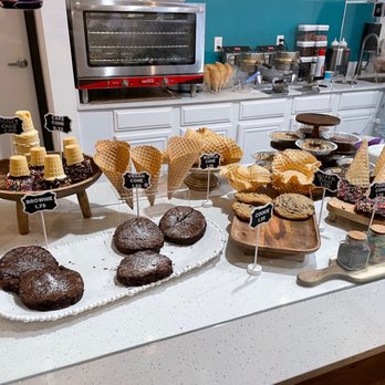 Local Creamery Plano - a variety of desserts - Ice Cream & Frozen Yogurt Near Me - Plano, Texas Local Creamery Plano - a variety of desserts - Ice Cream & Frozen Yogurt Near Me - Plano, Texas