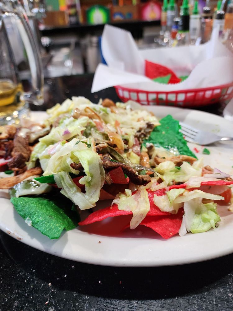 El Mariachi Mex & Grill