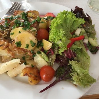Bootshaus Kombüse - Seafood Near Me - Hamburg, HH