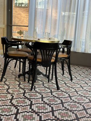 BISTRO DU JOUR by null