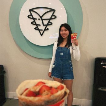 J Crepes & Cafe - Desserts Near Me - San Diego, California