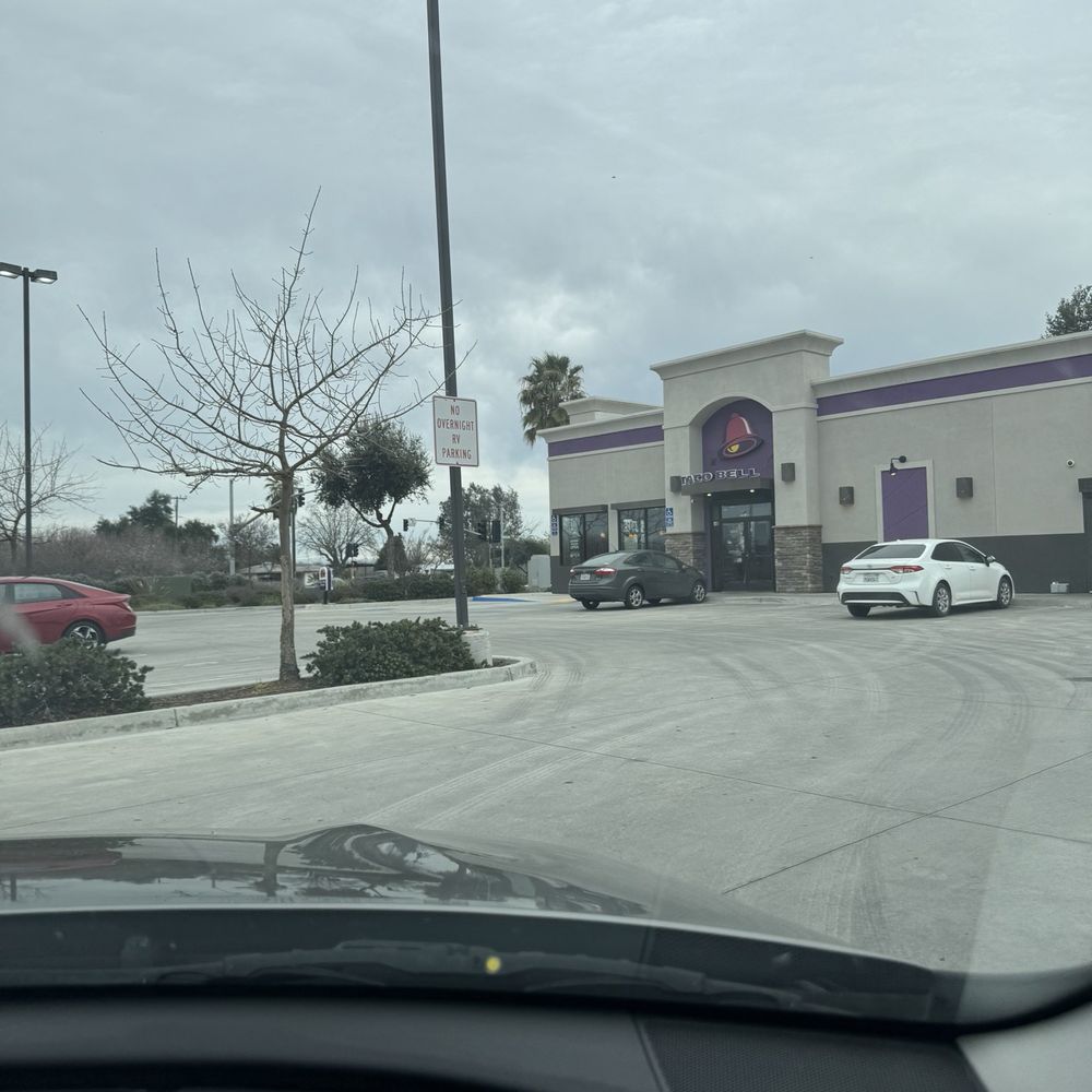 Taco Bell - Arrived! - Fast Food Near Me - Kerman, California