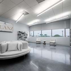 Glanz Aesthetics - Front Lobby