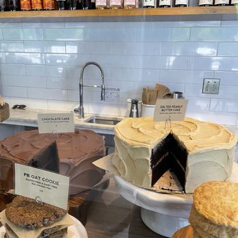 DERU Market - Salted Peanut Butter Cake, Chocolate Cake - Pizza Near Me - Kirkland, Washington DERU Market - Salted Peanut Butter Cake, Chocolate Cake - Pizza Near Me - Kirkland, Washington