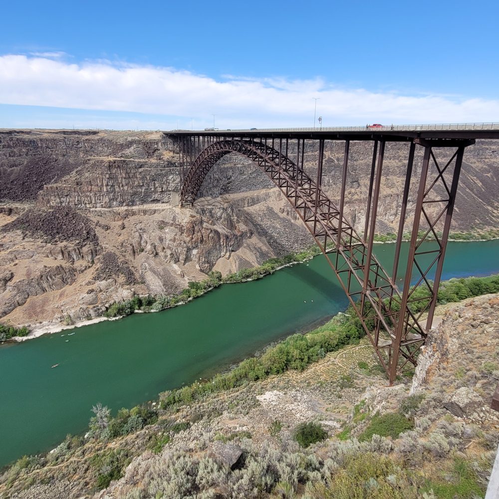 Twin Falls Visitor Center - Perrine Memorial Bridge. Truss spanning the Snake River. Minimalist construction. - Historical Tours Near Me - Twin Falls, Idaho Twin Falls Visitor Center - Perrine Memorial Bridge. Truss spanning the Snake River. Minimalist construction. - Historical Tours Near Me - Twin Falls, Idaho