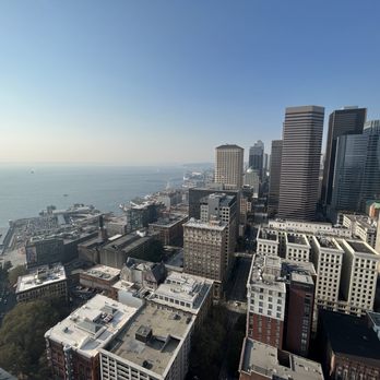 Smith Tower Observatory Bar - View from the observatory - Cocktail Bars Near Me - Seattle, Washington Smith Tower Observatory Bar - View from the observatory - Cocktail Bars Near Me - Seattle, Washington