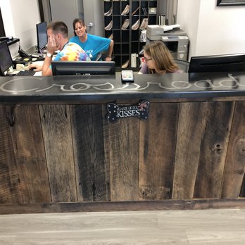 Crossroads Pet Professionals - Reception - Veterinarians Near Me - Nolensville, Tennessee Crossroads Pet Professionals - Reception - Veterinarians Near Me - Nolensville, Tennessee
