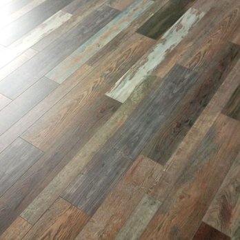 Affordable Flooring By Rodrigo - Carpet Installation Near Me - Manteno, Illinois