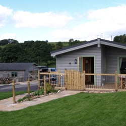 Hoe Grange Holidays - Daisybank log cabin at Hoe Grange Holidays, sleeps 4