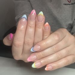 Pinky Nails - Amazing nails done by Jessica!