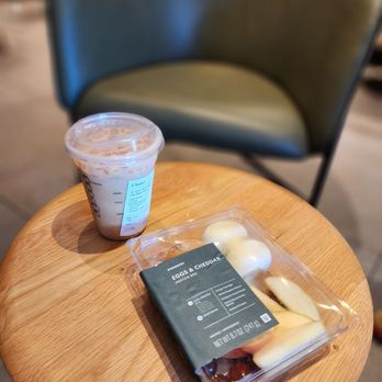 Starbucks - GRANDE ICED HORCHATA OAT SHAKEN EXPRESSO and a protein box (22g) - Coffee & Tea Near Me - Charlotte, North Carolina Starbucks - GRANDE ICED HORCHATA OAT SHAKEN EXPRESSO and a protein box (22g) - Coffee & Tea Near Me - Charlotte, North Carolina