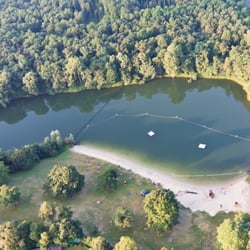 Naturfreibad Vingst - http://www.google.de/imgres?imgurl=http%3A%2F%2Fupload.wikimedia.org%2Fwikipedia%2Fcommons%2Fc%2Fc5%2FBallonfahrt_%2525C3%2525BCber_K%2525C3