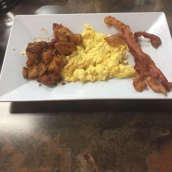 Cubavana Cafe Restaurant - Cuban Near Me - Cutler Bay, Florida