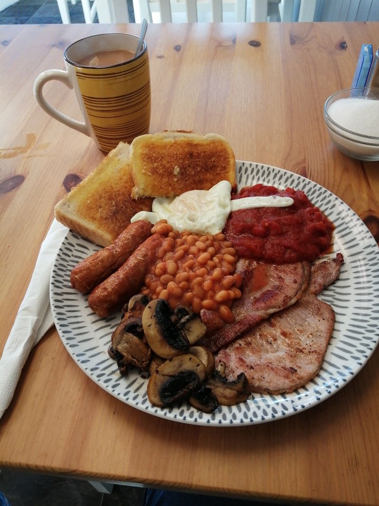 TRACY’S LITE BITES 52 Station Rd, Scholes, West Yorkshire, United