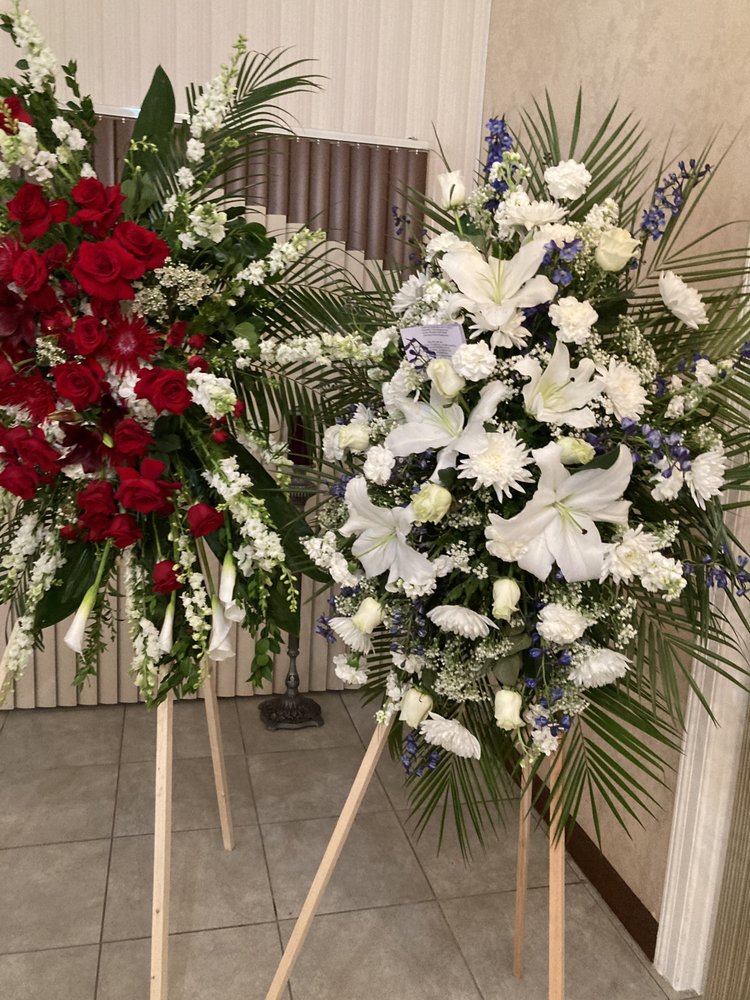 CONROY’S FLOWERS 659 Photos & 71 Reviews 2709 Artesia Blvd, Redondo Beach, California