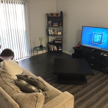 Tuscani Villas - Apartments Near Me - Los Angeles, California