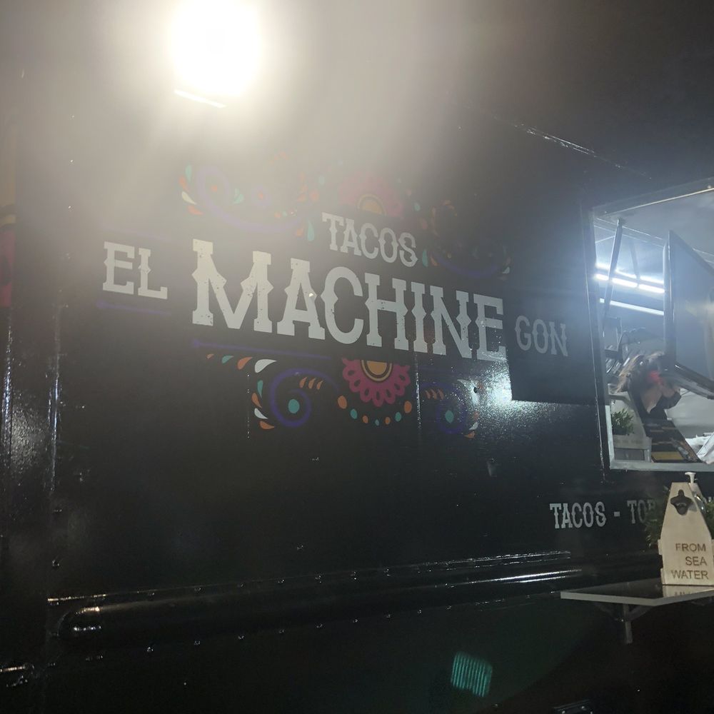 Food truck has nice logo Food truck has nice logo