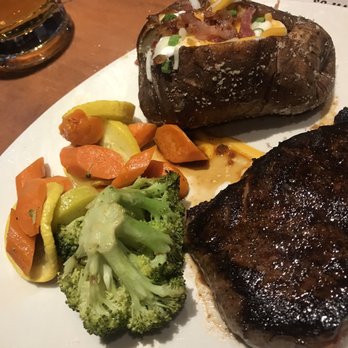 Outback Steakhouse - Date's plate - Steakhouses Near Me - Jacksonville, Florida