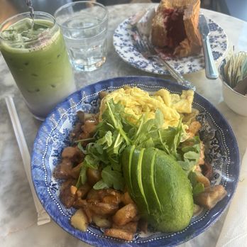 maman - papas breakfast bowl - Bakeries Near Me - Arlington, Virginia maman - papas breakfast bowl - Bakeries Near Me - Arlington, Virginia