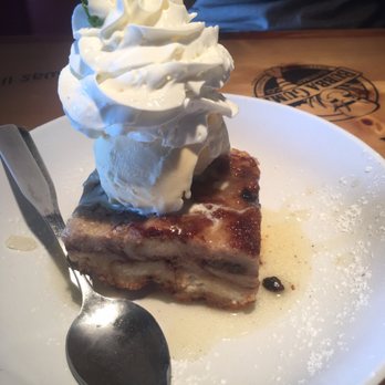 Bubba Gump Shrimp - The bread pudding is to die for. - Southern Near Me - Biloxi, Mississippi Bubba Gump Shrimp - The bread pudding is to die for. - Southern Near Me - Biloxi, Mississippi