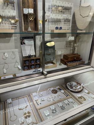 Handwork, Ithaca's Artisan Cooperative by null