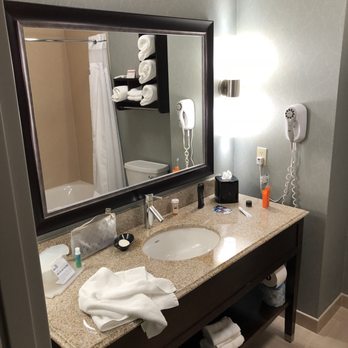 Holiday Inn Express & Suites Eureka - Hotels Near Me - Eureka, California Holiday Inn Express & Suites Eureka - Hotels Near Me - Eureka, California