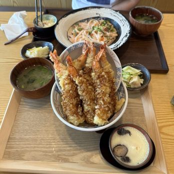 Tendon Kohaku - 4/10. Not worth the wait or $$ - Japanese Near Me - Bellevue, Washington