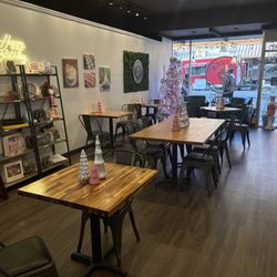 Renee's Cake Shoppe