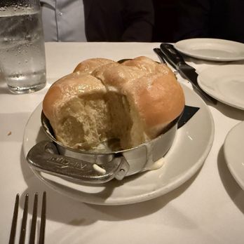 Del Frisco's Double Eagle Steakhouse - Dinner rolls - Steakhouses Near Me - Fort Worth, Texas Del Frisco's Double Eagle Steakhouse - Dinner rolls - Steakhouses Near Me - Fort Worth, Texas