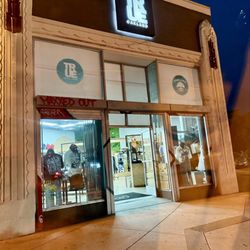 True Oakland - Storefront