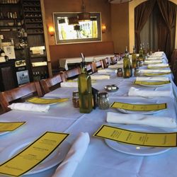 La Famiglia Pizzeria & Restaurant - Dinner Party