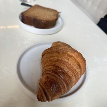In Common NYC - Croissant and banana bread - Cafes Near Me - New York, New York In Common NYC - Croissant and banana bread - Cafes Near Me - New York, New York