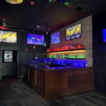 Flicks - Gay Bars Near Me - San Diego, California