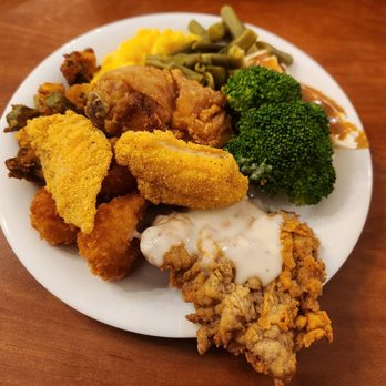 Golden Corral Buffet & Grill - A little bit of everything - Buffets Near Me - Grand Prairie, Texas