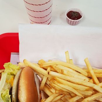 In-N-Out Burger - Double-single with extra lettuce - Fast Food Near Me - Signal Hill, California In-N-Out Burger - Double-single with extra lettuce - Fast Food Near Me - Signal Hill, California