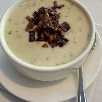 Shadowbrook - Clam Chowder - American Near Me - Capitola, California Shadowbrook - Clam Chowder - American Near Me - Capitola, California