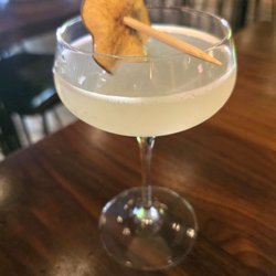 Lucy’s Pizza & Cocktails - Pear Belvedere Martini